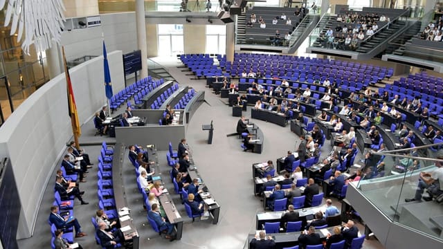  Deutsches Verfassungsgericht stoppt Beratung von Heizungsgesetz
