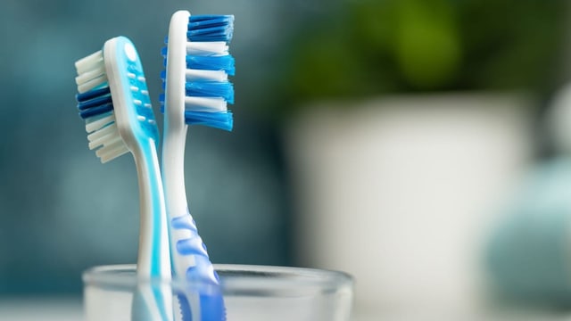  Zahnbürste und Zahnpasta: Welche sind gut, welche nicht?