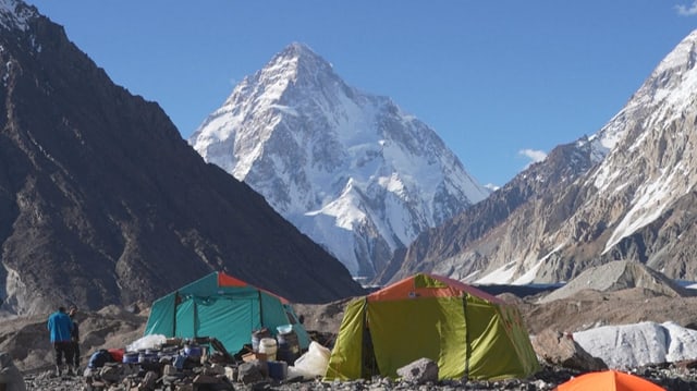  Unterlassene Hilfeleistung: Untersuchung nach Tod am Berg K2