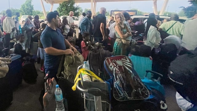  Zehn Schweizer Staatsangehörige aus Niger ausgeflogen