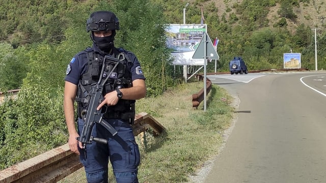  Angespannte Lage im Norden Kosovos – Polizist erschossen