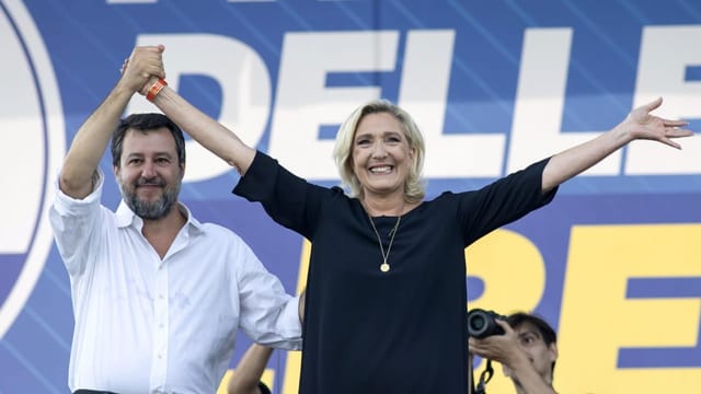  Matteo Salvini und Marine Le Pen spannen zusammen