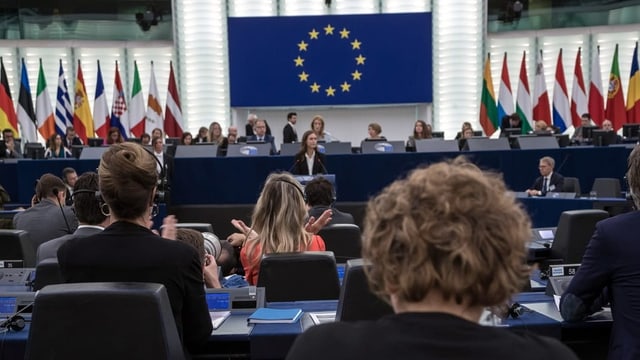  Neue Transparenzregeln gegen Korruption in EU-Parlament