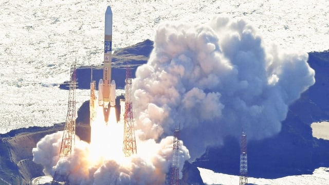  Japan schickt Sonde Richtung Mond