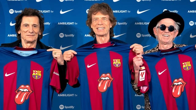  Barça im Clasico gegen Real in Rolling-Stones-Trikots