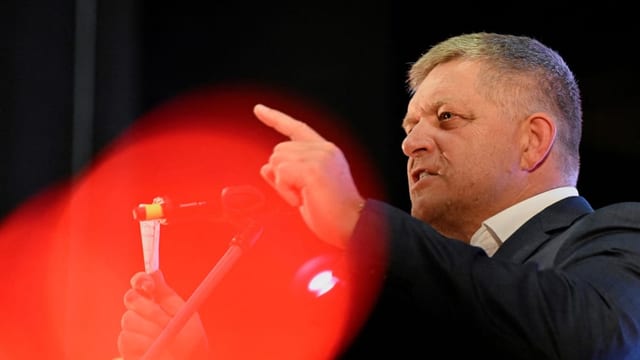  Sieg für Ex-Regierungschef der Slowakei Fico zeichnet sich ab