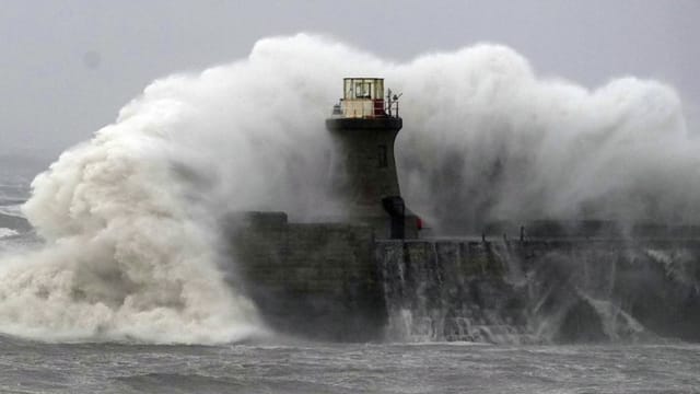  Sturm «Babet» hält Nord- und Ostseeküsten weiter in Schach