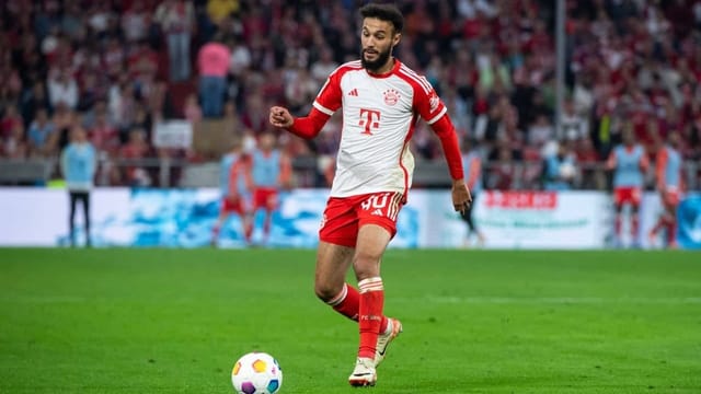  Mazraoui bleibt im Bayern-Kader