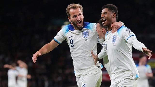  England fährt dank Sieg gegen Italien an die EM