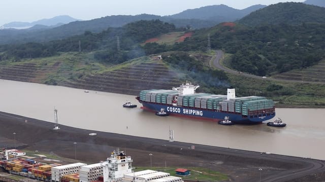  Immer weniger Schiffe passieren den Panamakanal