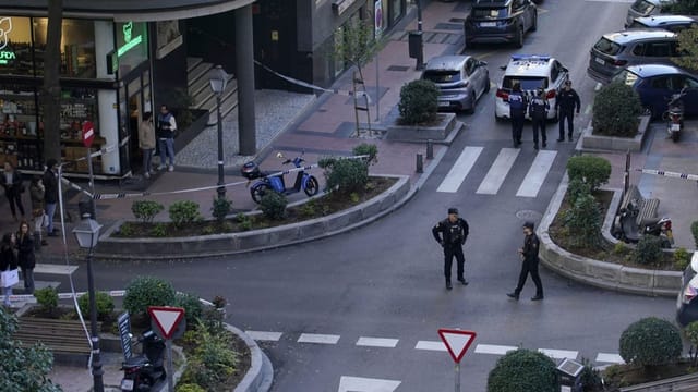  Rechter Politiker in Madrid niedergeschossen