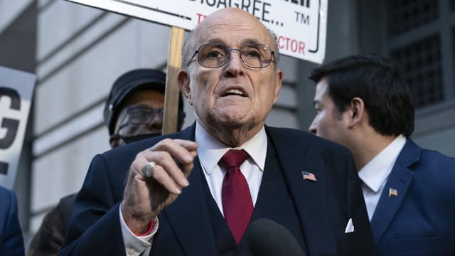  Rudy Giuliani muss 148 Millionen Dollar Schadensersatz zahlen