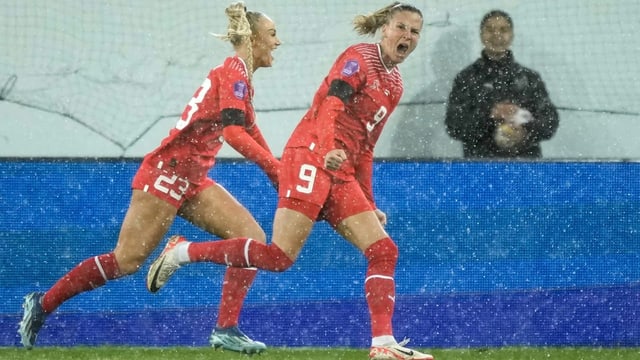  Schweizerinnen landen Sensationssieg im 1. Spiel unter Gertschen