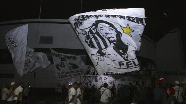  Ein Jahr nach Pelés Tod: FC Santos erstmals abgestiegen