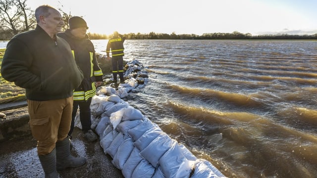  Hochwasserlage in Deutschland bleibt angespannt