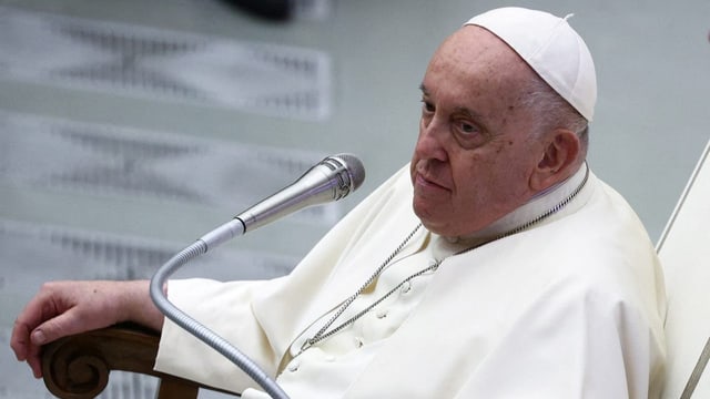  Papst Franziskus auf dem Weg der Besserung