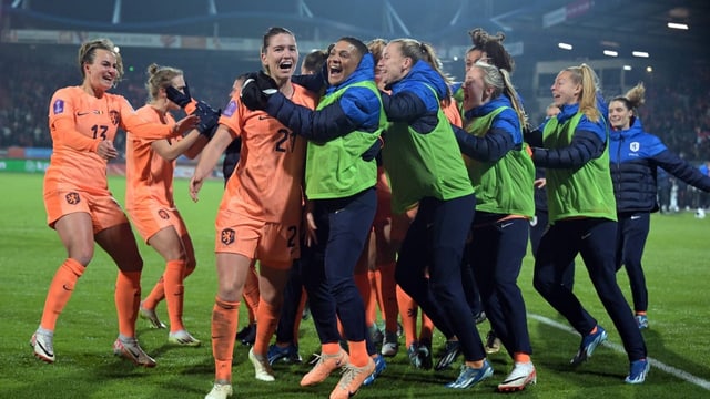  Spektakel-Nachspielzeit: Niederlande holen den Gruppensieg