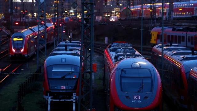  Deutsche Züge sollen schon ab Montagmorgen wieder fahren