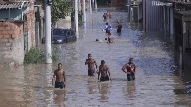  Mehrere Menschen sterben wegen Unwetter in Rio de Janeiro