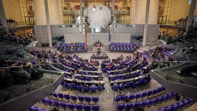  Deutscher Bundestag vereinfacht Abschiebungen