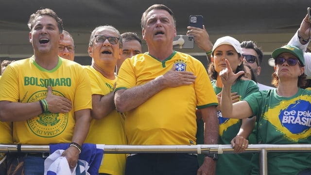  Zehntausende solidarisieren sich in Brasilien mit Jair Bolsonaro