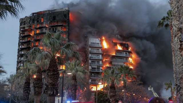  Grossbrand in Valencia – vier Tote, vierzehn Verletzte