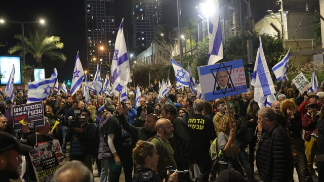  Demonstrationen für Geisel-Abkommen und gegen Netanjahu