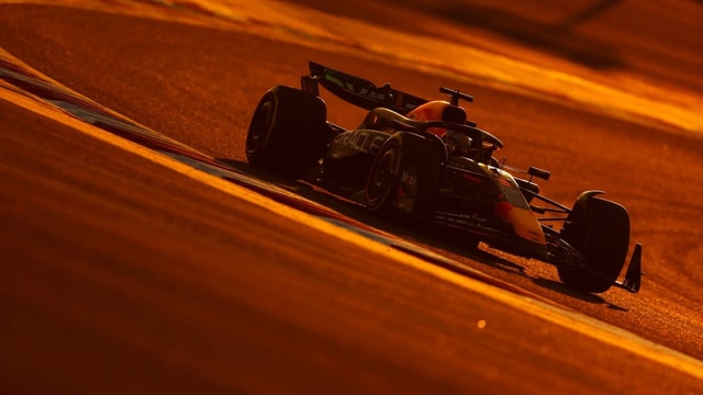  Formel 1: 24 Rennen, neues Sprint-Format und alter Favorit