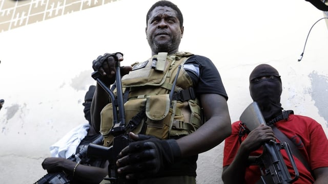  Medienberichte: Banden greifen Regierungsgebäude in Haiti an