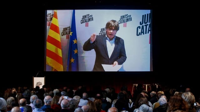  Spaniens Unterhaus billigt Amnestie für katalanische Separatisten