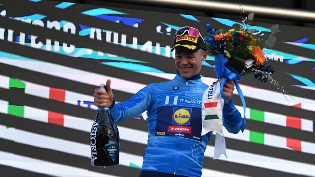  Milan gewinnt Etappe und ist Tirreno-Leader – Kooij mit 2. Coup