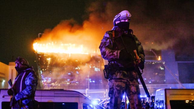  Anschlag in Moskau: Islamischer Staat bekennt sich zur Tat