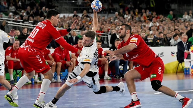  2 Nachbar-Duelle: Schwierige Gruppe für die Schweizer Handballer