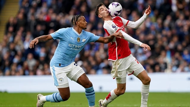  Keine Tore im Spitzenkampf zwischen Akanjis ManCity und Arsenal