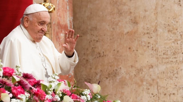  Papst spendet Segen «Urbi et Orbi»