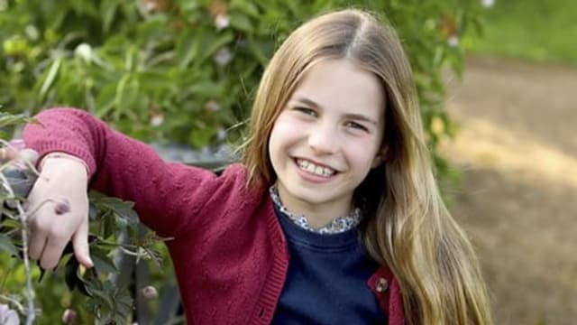  Neues Foto der Royals: Prinzessin Charlotte ist jetzt neun