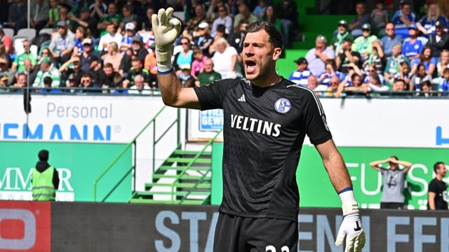  Wolfsburg holt Marius Müller