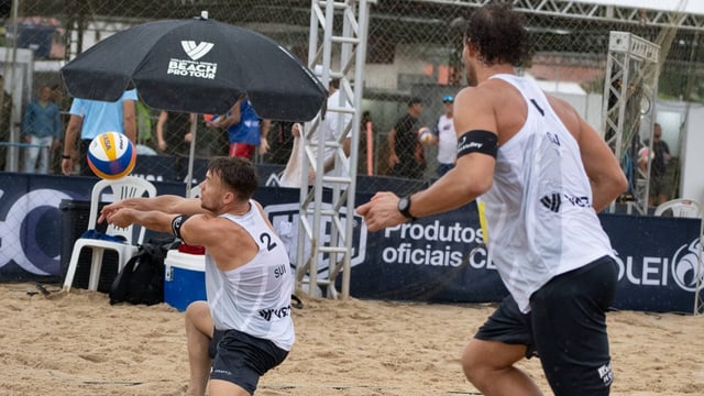  Startniederlage für Schweizer Beachvolleyballer