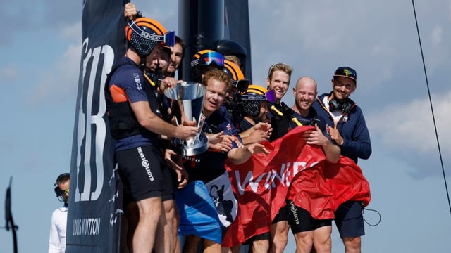  Die Britannia fordert Team New Zealand im Kampf um America’s Cup