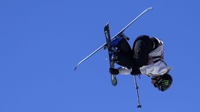  Höfflin auf Big-Air-Podest, Gremaud knapp daneben